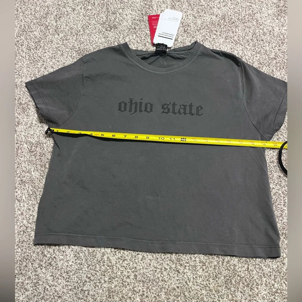 Ohio State Cropped T-Shirt Gray Rhinestone Logo Short Sleeve Top Size Medium NWT - Picture 8 of 10